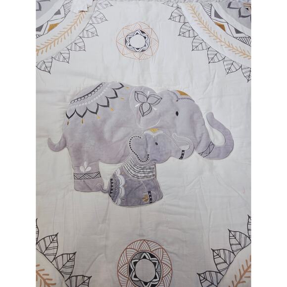 The PeanutShell Soft Elephant Mandala Embroidered Crib Blanket L 48" x W 40" - Picture 2 of 5